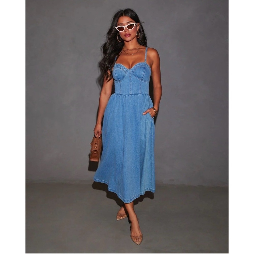 Vici Vienna Voyage Denim Midi dress